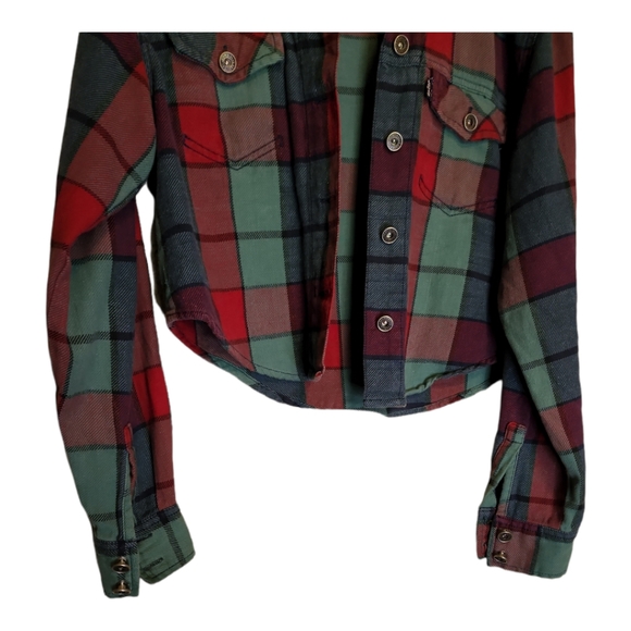 Levi's Western Wear Flannal Crop size Small - Picture 4 of 5